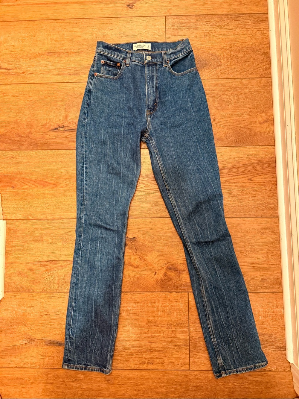 Abercrombie & Fitch Straight-Leg Women's Blue Denim Jeans